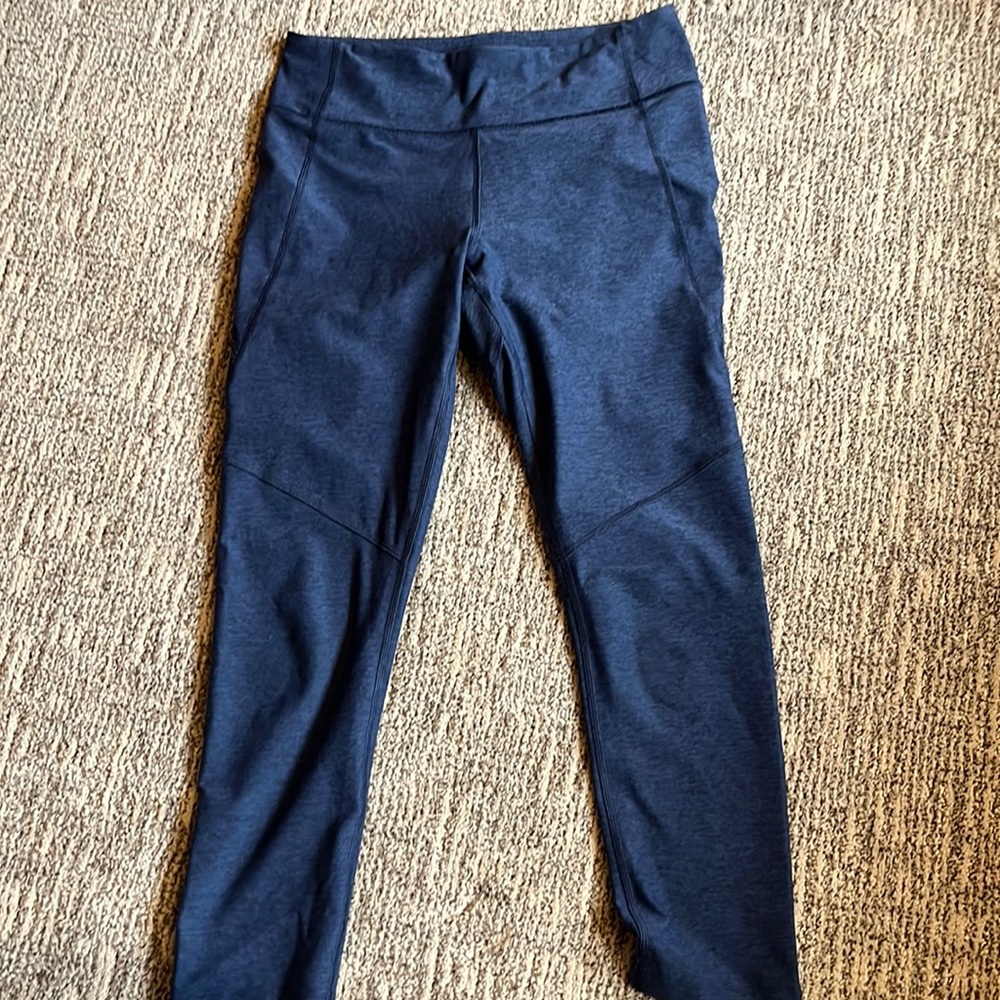 Outdoor voices womens legging. Worn. Like new